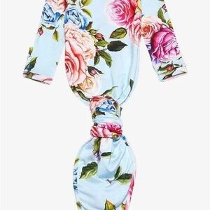 Posh Peanut Country rose basic knotted gown 0-3month